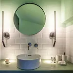 Thalos Luxury Living I *