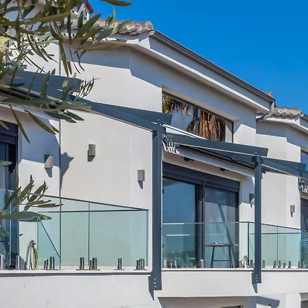 Thalos Luxury Living I Holiday home